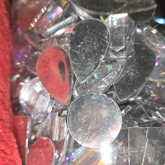 In Bloom By Bead DESIGN in A Plastic Jar 1 Pound - Picture 8 of 8